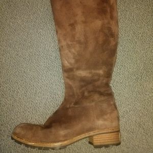 UGG brushed leather and sheepskin tall boots
